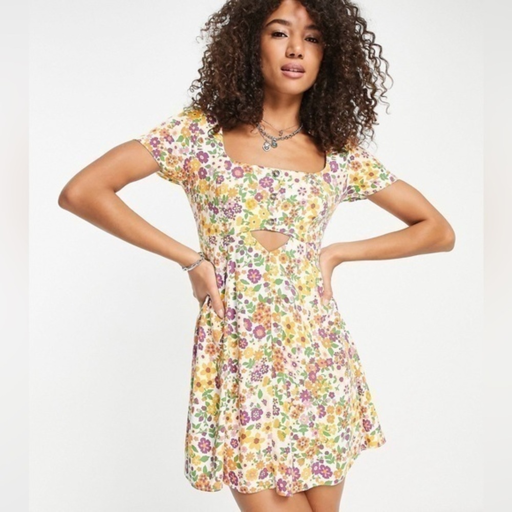 ASOS DESIGN Cut Out Mini Tea Dress w/ Button Detail Floral Print NEW! Sz. 8